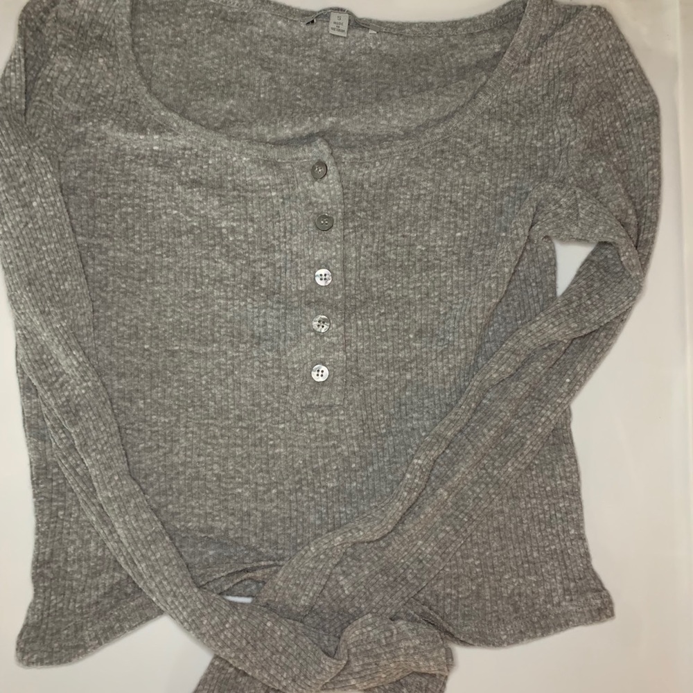 Thin long sleeve
